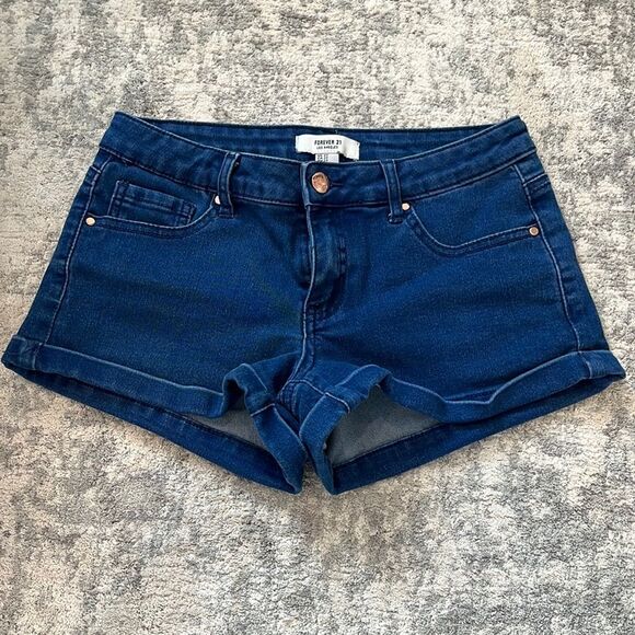 Jean Shorts   - Picture 1 of 6